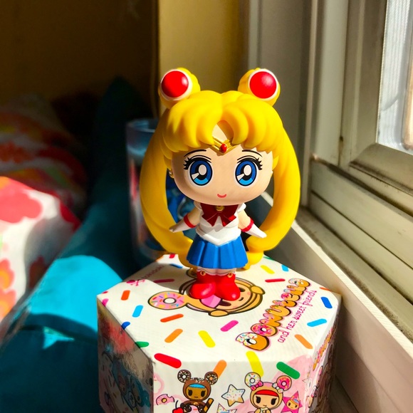 COPY - Sailor Moon RARE Funko Surprise Doll - Picture 1 of 4